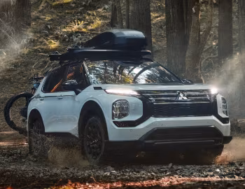2025–н.в. Mitsubishi Outlander "Trail Edition" [North America] '2025–н.в.