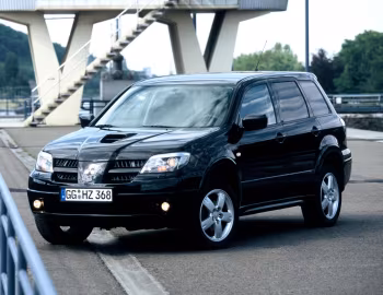 Mitsubishi Outlander Turbo '2004–06