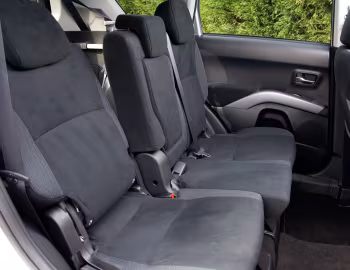 Interior Mitsubishi Outlander "Warrior" [UK-spec] '2007–09