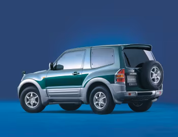 Mitsubishi Pajero 3-door [Japan] '1999–08.2002