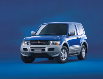 Mitsubishi Pajero 3-door [Japan] '1999–08.2002