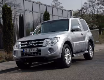 Mitsubishi Pajero 3-door [Worldwide] '08.2011–14