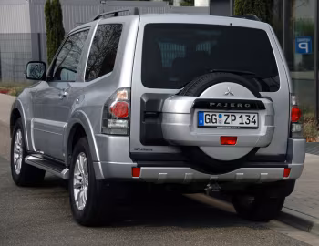 Mitsubishi Pajero 3-door [Worldwide] '08.2011–14