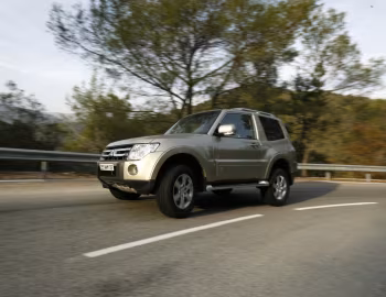 Mitsubishi Pajero 3-door [Worldwide] '2006–08.2011