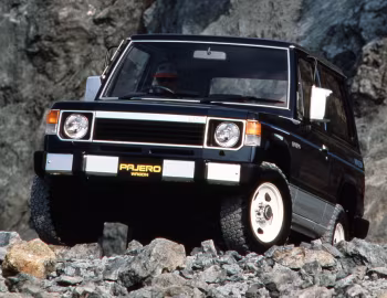 Mitsubishi Pajero Metal Top [Japan] '1982–91