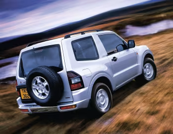 Mitsubishi Shogun 3-door [UK-spec] '1999–2003