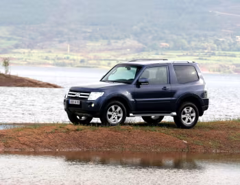 Mitsubishi Pajero 3-door [Worldwide] '2006–08.2011