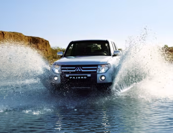 Mitsubishi Pajero 5-door [Worldwide] '2006–08.2011