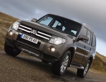 Mitsubishi Pajero 5-door [Worldwide] '2006–08.2011