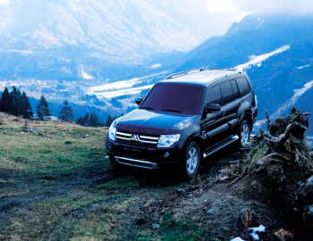 Mitsubishi Pajero 5-door [Worldwide] '2006–08.2011