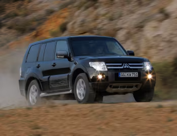 Mitsubishi Pajero 5-door [Worldwide] '2006–08.2011