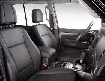 Interior Mitsubishi Pajero 5-door [Worldwide] '2006–08.2011