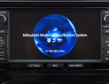 Interior Mitsubishi Pajero 5-door [CIS] '2014–19