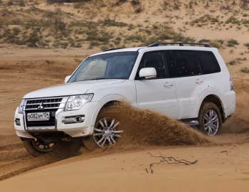 Mitsubishi Pajero 5-door [CIS] '2014–19