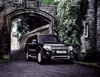 Mitsubishi Pajero 5-door [Worldwide] '2006–08.2011