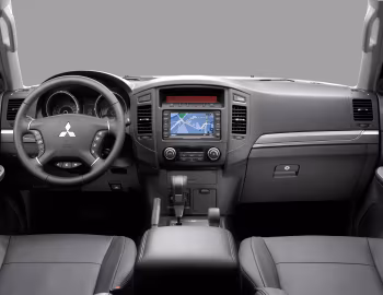 Торпедо Mitsubishi Pajero 5-door [Worldwide] '08.2011–14