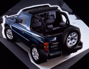 Mitsubishi Pajero Canvas Top [Japan] '1991–97
