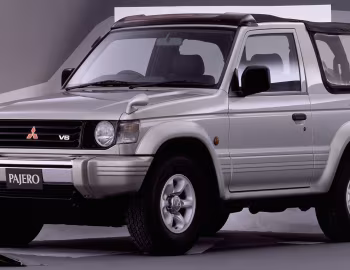 Mitsubishi Pajero Canvas Top [Japan] '1991–97
