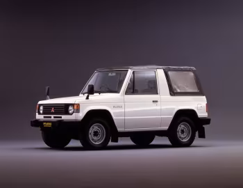 Mitsubishi Pajero Canvas Top [Japan] '1982–91