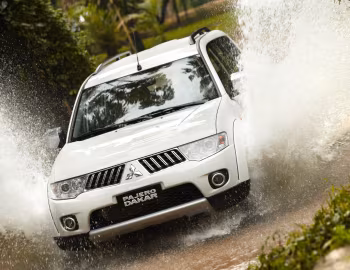Mitsubishi Pajero Dakar '2010–13
