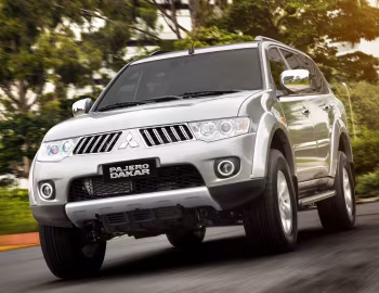Mitsubishi Pajero Dakar '2010–13
