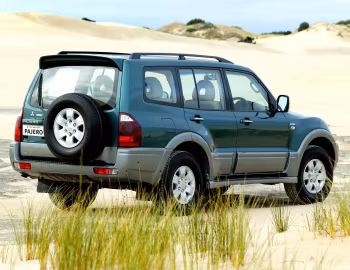 Mitsubishi Pajero Exceed [Australia] '2002–06