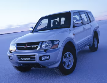 Mitsubishi Pajero Exceed [Australia] '2000–02