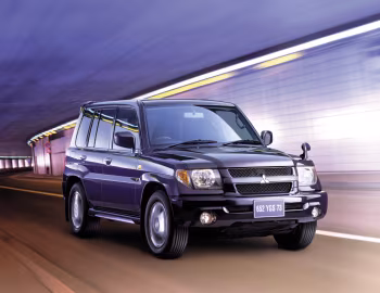 Mitsubishi Pajero iO 5-door '06.2000–06.2007