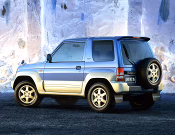 Mitsubishi Pajero Jr. (H57A) '11.1995–06.1998