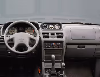 Торпедо Mitsubishi Pajero Metal Top [Worldwide] '1997–99