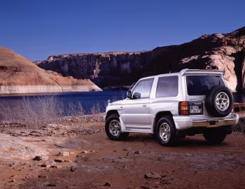 Mitsubishi Pajero Metal Top [Japan] '1997–99