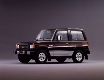 Mitsubishi Pajero Metal Top [Japan] '1982–91