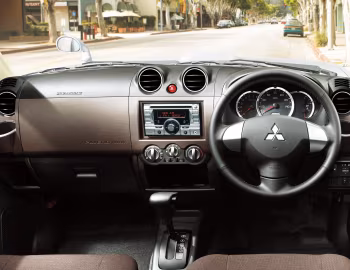 Торпедо Mitsubishi Pajero Mini EXCEED [Japan] (ABA-H58A) '12.2009–07.2010