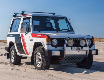 Mitsubishi Pajero "Paris-Dakar Special" '1988