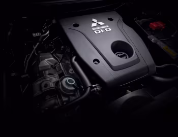 Под капотом Mitsubishi Pajero Sport Exceed [Australia] '2015–20