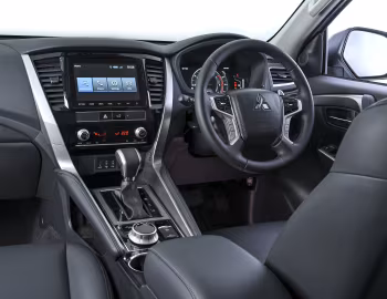 Interior Mitsubishi Pajero Sport [South Africa] '2020–25