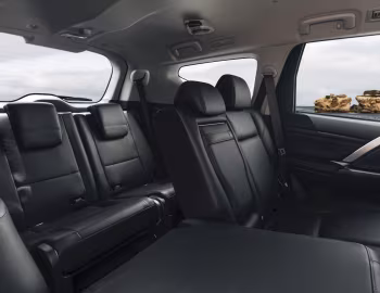 Interior Mitsubishi Pajero Sport [Australia] '2020–pr.