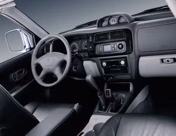 Торпедо Mitsubishi Pajero Sport 3.0 V6 MT '2005–08