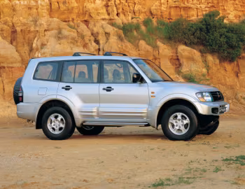 Mitsubishi Pajero "Tanami" [Australia] '2001