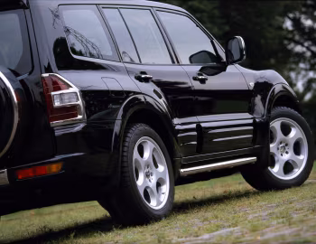 Mitsubishi Pajero Xceed '2002