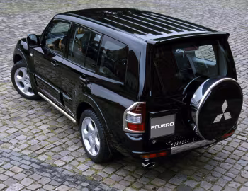 Mitsubishi Pajero Xceed '2002
