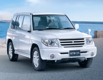 Mitsubishi Pajero iO 5-door '06.2000–06.2007