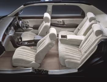 Интерьер Mitsubishi Proudia (S32A) '12.1999–05.2001