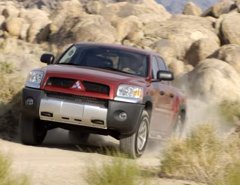 2007–09 Mitsubishi Raider DuroCross '2006–09