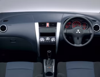 Торпедо Mitsubishi Colt Ralliart '2004–06