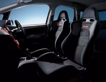 Интерьер Mitsubishi Colt Plus Ralliart '2006–08