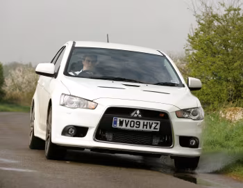 Mitsubishi Lancer Sportback Ralliart [UK-spec] '2009–10