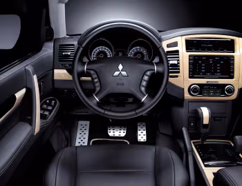 Торпедо RPM Mitsubishi Pajero 5-door '2008