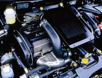 Под капотом Mitsubishi RVR (N61W) '10.1999–08.2002