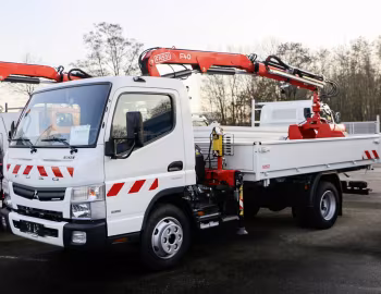 Mitsubishi Fuso Canter 7C15 Schutz Dreiseitenkipper mit Fassi-Ladekran F40 [Germany] '12.2015–22